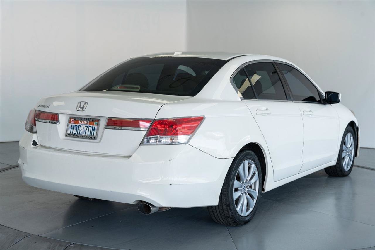 Used 2011 Honda Accord EX-L image 7