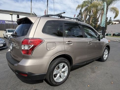 Used 2015 Subaru Forester 2.5i Limited AWD/4WD image 2