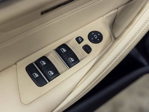 Certified 2022 BMW 540i xDrive w/ Convenience Package image 14