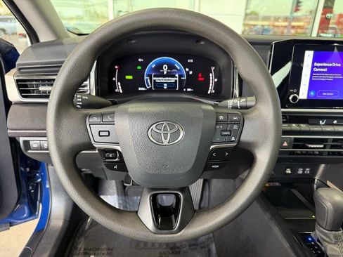 Certified 2025 Toyota Camry LE image 22