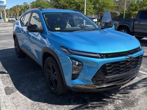 Used 2025 Chevrolet Trax ACTIV w/ Sunroof Package image 1