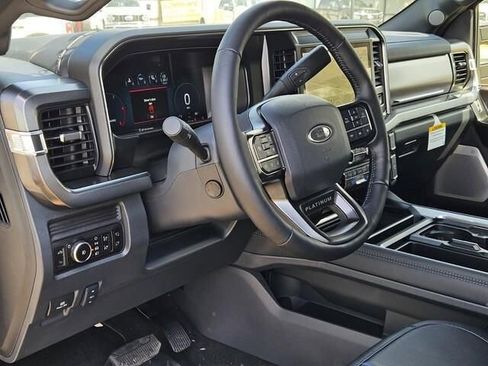 New 2026 Ford F250 Platinum AWD/4WD image 9
