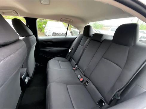 Used 2024 Toyota Corolla LE image 20