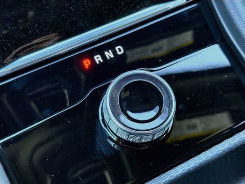 Used 2025 Jeep Grand Cherokee Limited RWD image 28