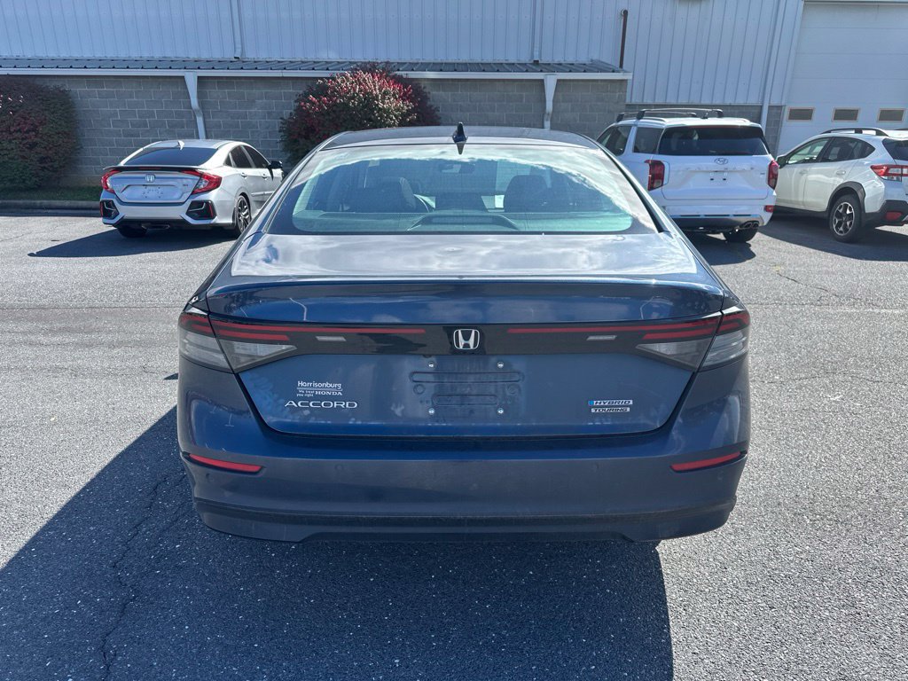 Used 2024 Honda Accord Touring image 4