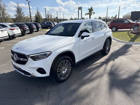 Used 2025 Mercedes-Benz GLC 300 image 7