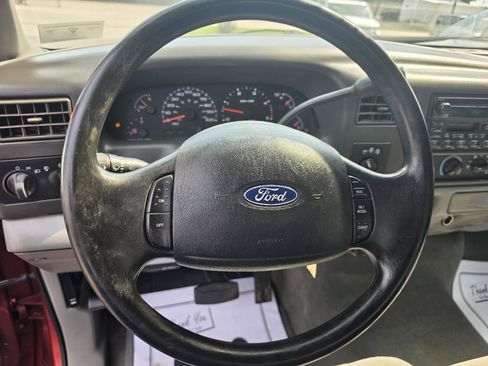 Used 2003 Ford F250 XLT AWD/4WD image 12