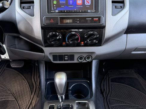 Used 2013 Toyota Tacoma PreRunner w/ SR5 Pkg RWD image 26