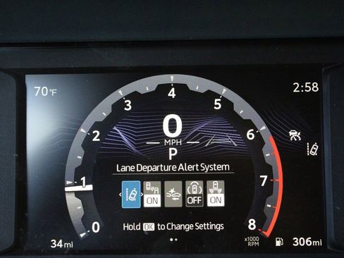 New 2026 Toyota 4Runner SR5 AWD/4WD image 3