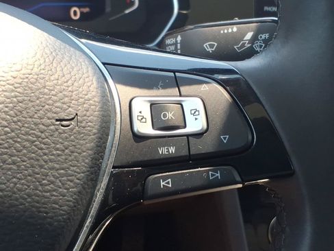 Used 2019 Volkswagen Jetta SEL Premium FWD image 17