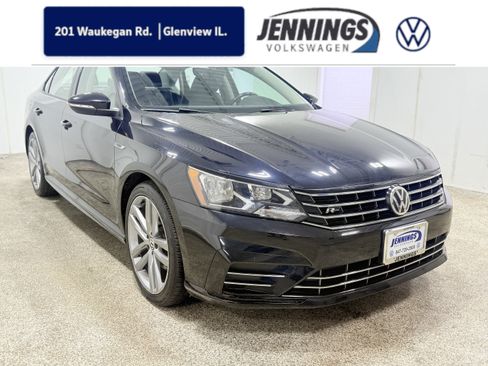 Used 2018 Volkswagen Passat 2.0T R-Line image 1