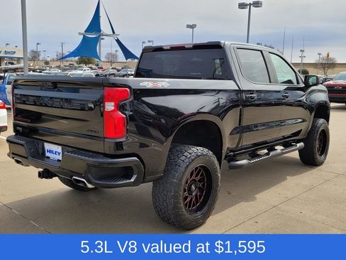 Used 2023 Chevrolet Silverado 1500 RST w/ Redline Edition image 4