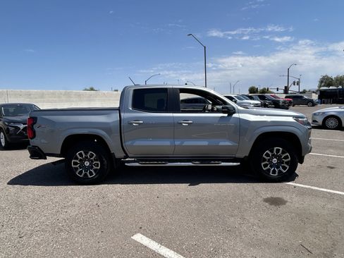Used 2024 Chevrolet Colorado Z71 w/ Z71 Convenience Package 2 AWD/4WD image 6