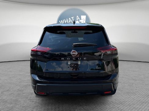 Used 2026 Nissan Rogue SV AWD/4WD image 5