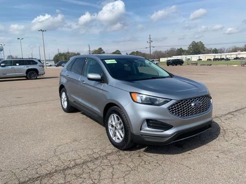 Used 2024 Ford Edge SEL image 1