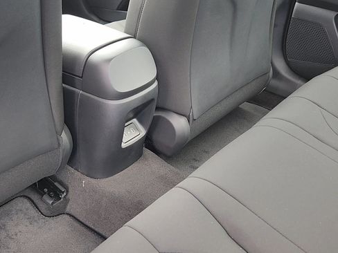 New 2026 Hyundai Elantra Sport FWD image 16