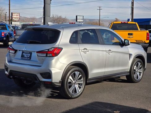 Used 2021 Mitsubishi Outlander Sport ES image 5