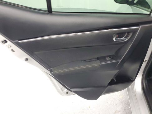 Used 2019 Toyota Corolla LE image 18