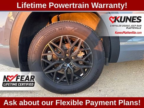 Used 2023 Volkswagen Atlas Cross Sport SEL Premium R-Line AWD/4WD image 21
