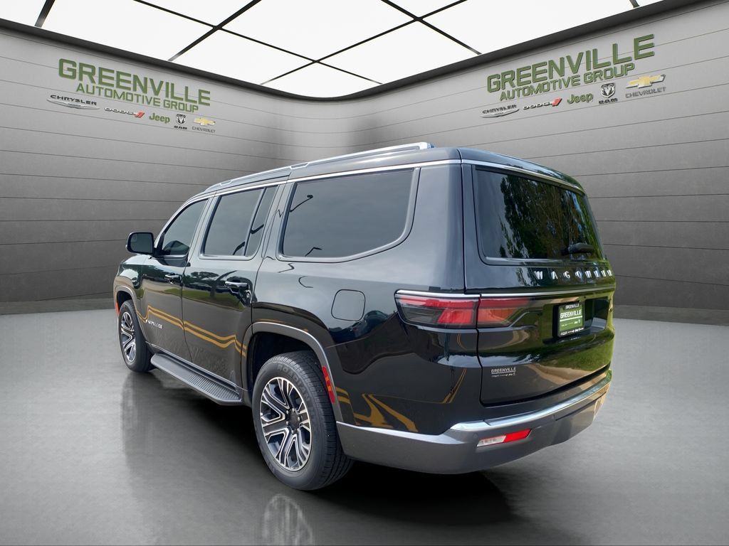 Used 2022 Jeep Wagoneer Series III w/ Flexible Seating Group RWD image 3
