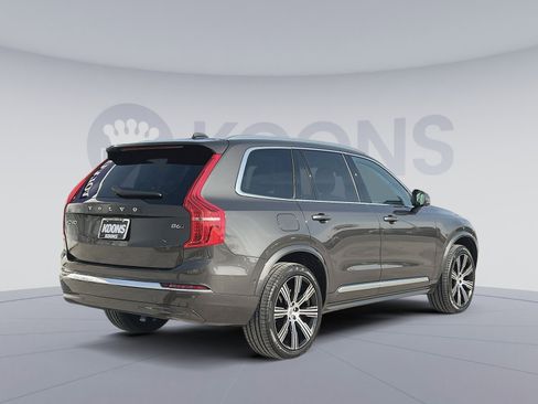 Used 2024 Volvo XC90 B6 Plus w/ Protection Package image 7