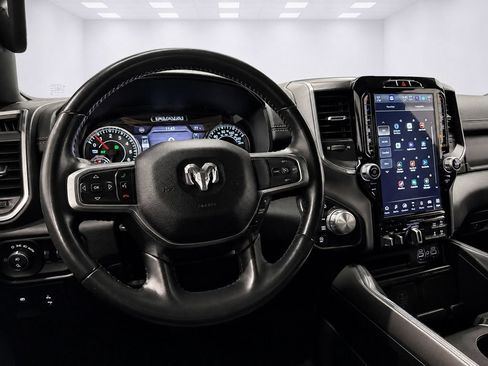 Used 2023 RAM 1500 Laramie AWD/4WD image 32