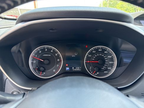 Used 2021 Subaru Ascent Premium w/ Convenience Package AWD/4WD image 30