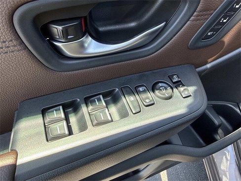 New 2026 Honda Pilot Touring image 13