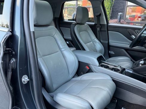 Used 2022 Lincoln Corsair Reserve w/ Equipment Group 201A AWD/4WD image 34