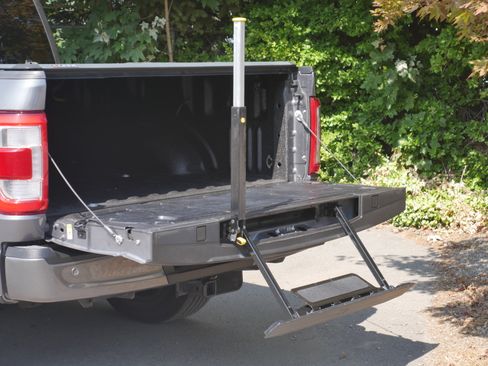 Certified 2023 Ford F150 Lariat w/ Equipment Group 502A High AWD/4WD image 25