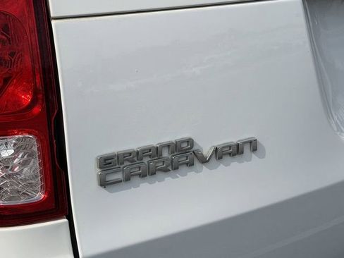 Used 2019 Dodge Grand Caravan GT FWD image 23