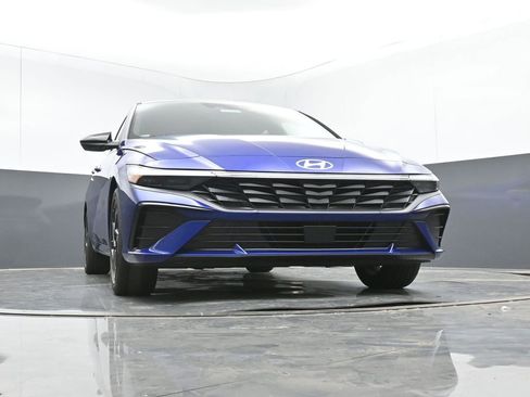 New 2026 Hyundai Elantra SEL Sport image 16