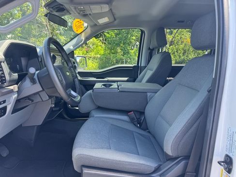 Used 2025 Ford F150 XLT w/ Equipment Group 301A Standard AWD/4WD image 17