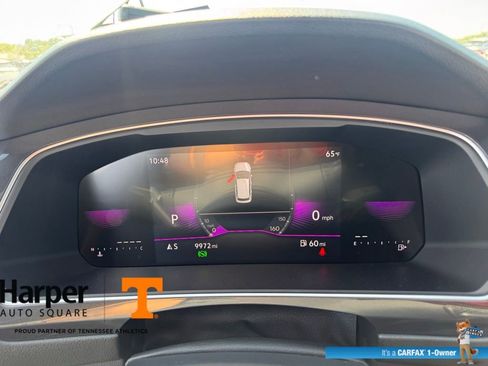 Used 2024 Volkswagen Tiguan SE R-Line FWD image 15