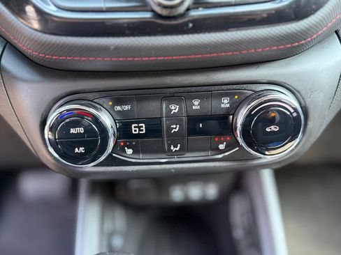 Used 2023 Chevrolet TrailBlazer RS w/ Convenience Package FWD image 19