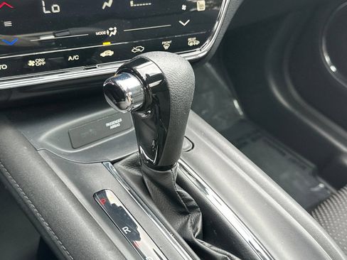 Used 2022 Honda HR-V EX image 21