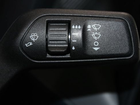 New 2026 Ford Maverick XL FWD image 36