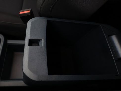 Used 2025 Ford Maverick XL w/ Equipment Group 102A image 35