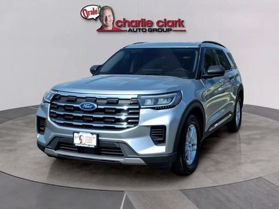 Used 2025 Ford Explorer Active