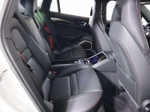 Used 2023 Porsche Panamera 4S AWD/4WD image 52