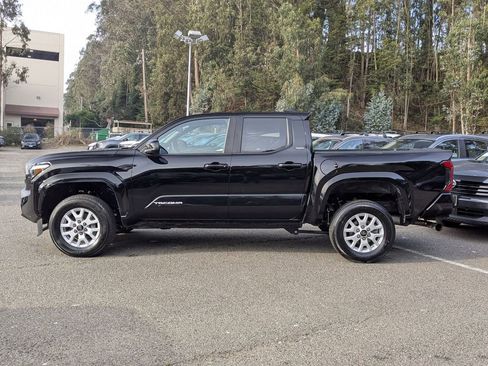 Used 2024 Toyota Tacoma SR5 image 8