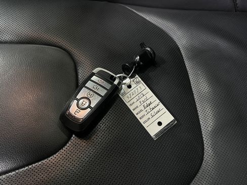 Used 2018 Ford Edge Titanium w/ Canadian Touring Package image 38