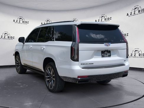 Used 2021 Cadillac Escalade Sport Platinum RWD image 4