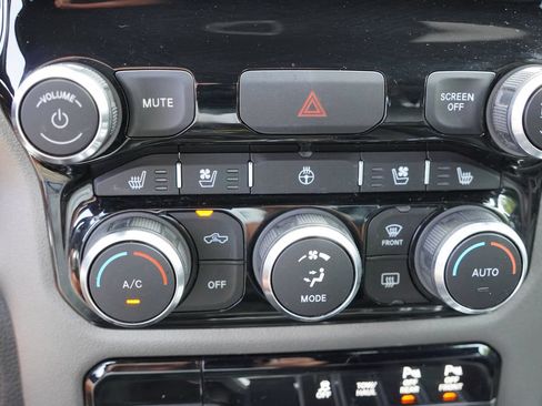 Certified 2022 RAM 1500 Laramie AWD/4WD image 30
