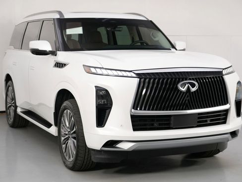 Used 2025 INFINITI QX80 Luxe image 57
