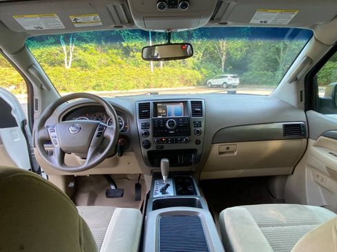 Used 2013 Nissan Armada SV AWD/4WD image 36