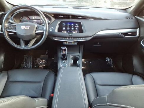 Certified 2023 Cadillac XT4 Premium Luxury w/ Cold Weather Package image 19