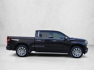Used 2019 Chevrolet Silverado 1500 High Country w/ Technology Package video 4