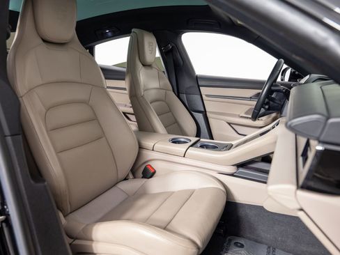 Used 2022 Porsche Taycan 4S image 30