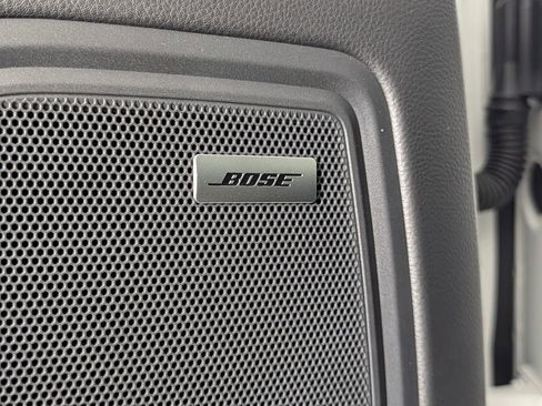 Certified 2025 Porsche Macan 2.0T image 28